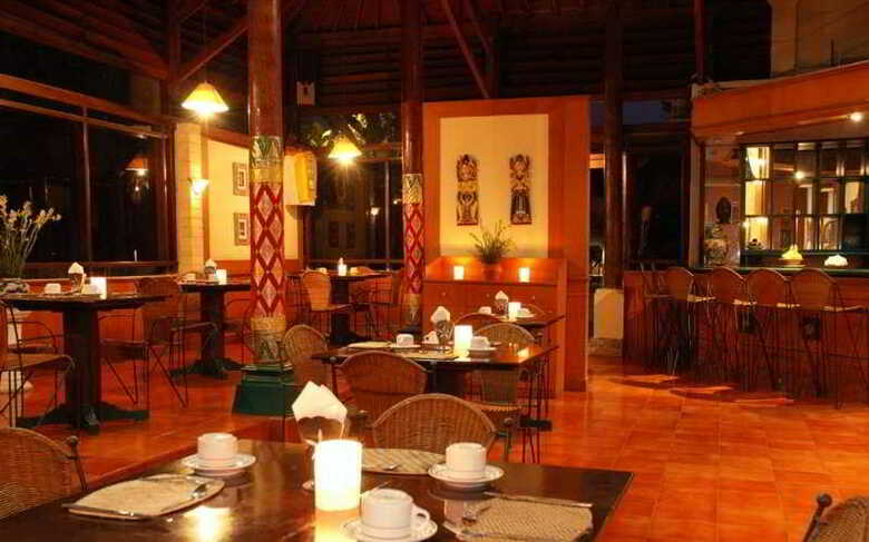 Hotel Yulia Village Inn