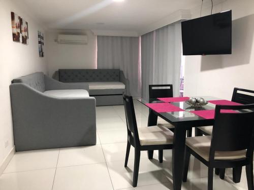 Apartamentos Almirante Brion