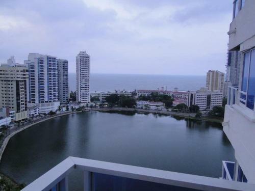 Apartamentos Almirante Brion