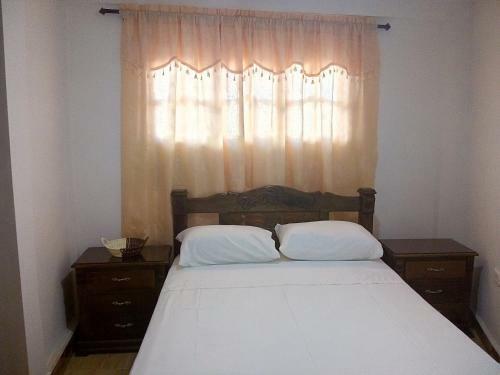 Albergue Hostal Casa De Barajas