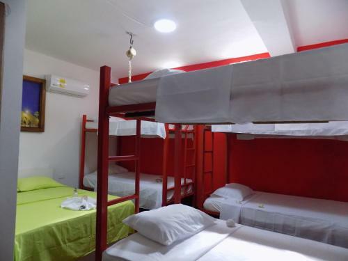 Albergue Hostal Caracoles