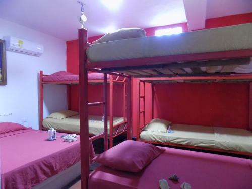 Albergue Hostal Caracoles