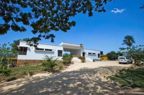 Cartagena Hills