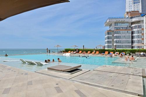 Apartamentos 41st Floor - Morroscity - Sea And City View!