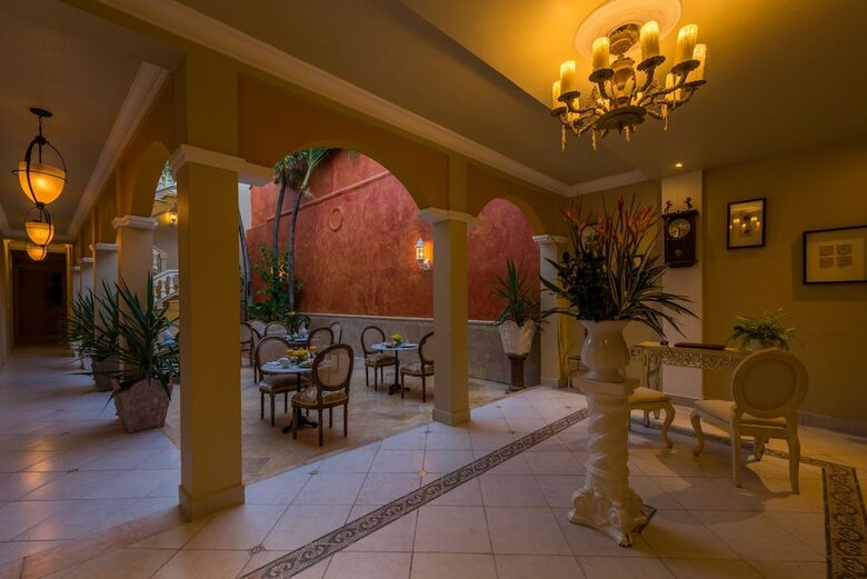 Mansion Hotel Boutique