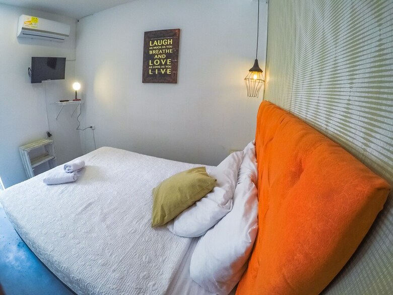 Wonderland Hostel By Gb Collection