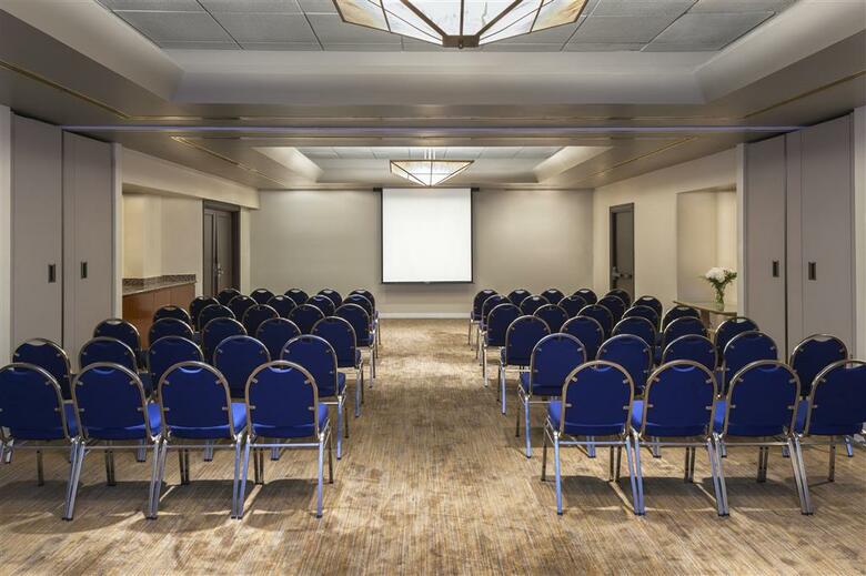 Sheraton Lincoln Harbor Hotel
