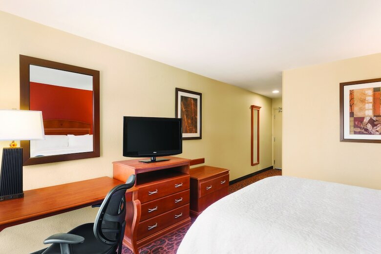 Hotel Hampton Inn Wichita-east