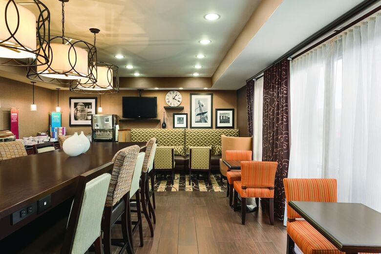 Hotel Hampton Inn Wichita-east