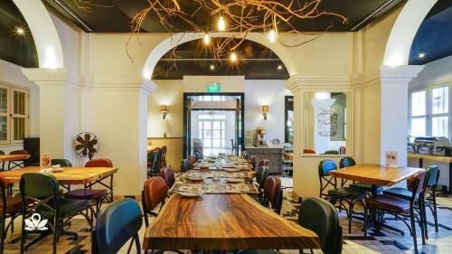 Hotel Zen Premium Kampong Glam