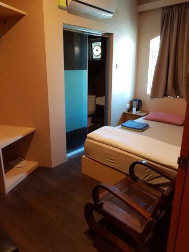 Yew Lian Hotel