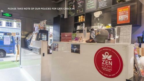 Zen Hostel Race Course Rd