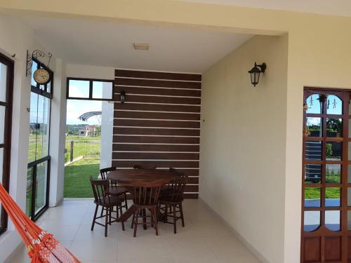 Casa Retr�/chique Bananeiras
