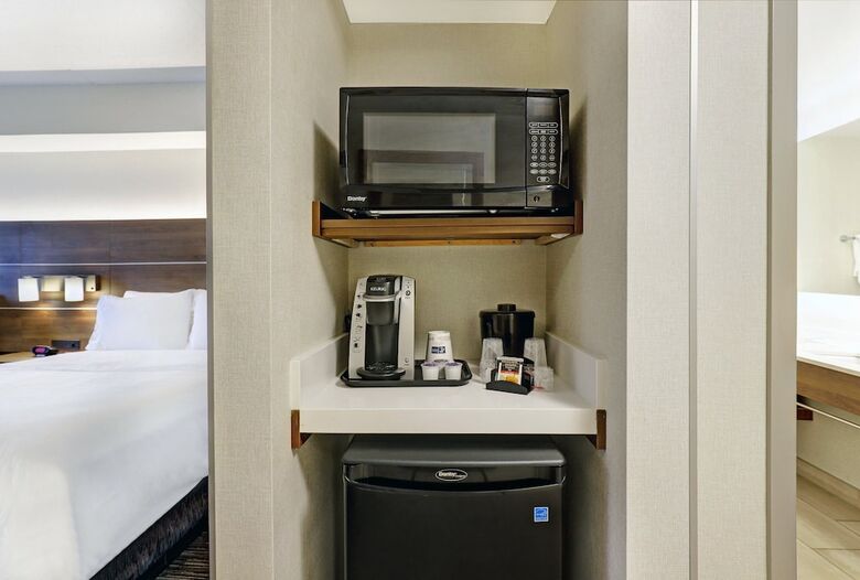 Hotel Holiday Inn Express Whitby Oshawa