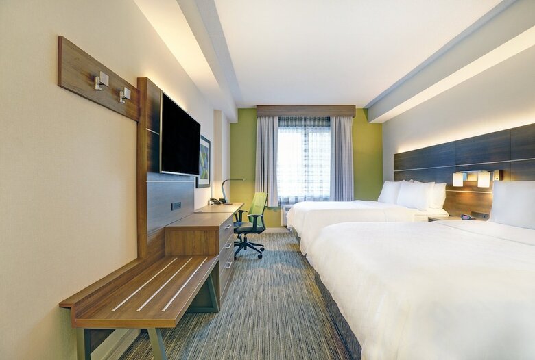 Hotel Holiday Inn Express Whitby Oshawa
