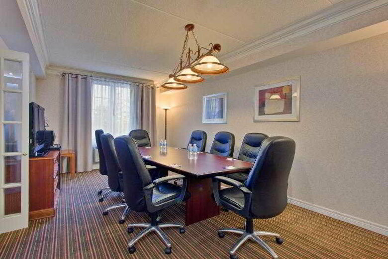 Hotel Holiday Inn Express Whitby Oshawa