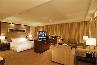 Poly White Rose Hotel