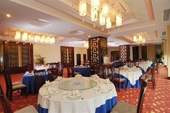Poly White Rose Hotel