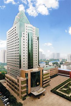 Poly White Rose Hotel
