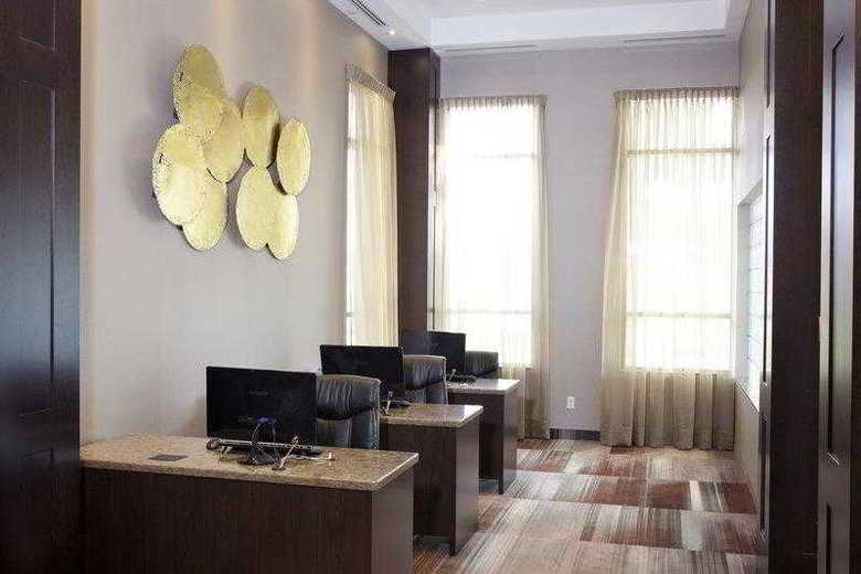 Hotel Best Western Lamplighter Inn  Suites