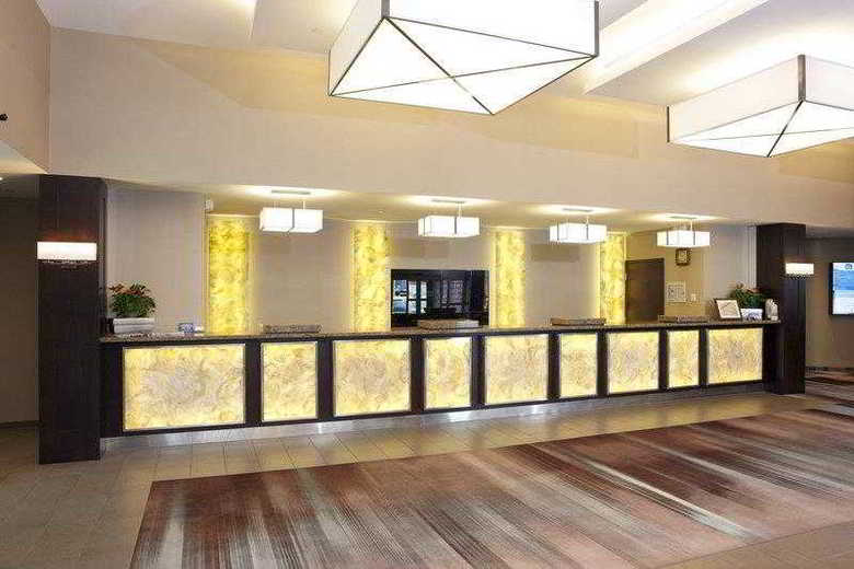 Hotel Best Western Lamplighter Inn  Suites