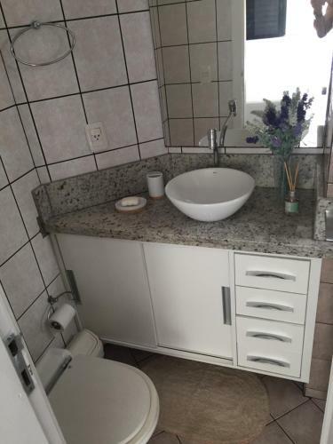 Apartamento Condom�nio Martin Bader