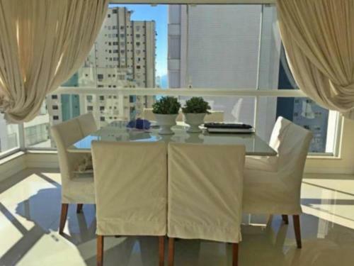 Apartamento Apto Em B. Cambori� Praia E Mar
