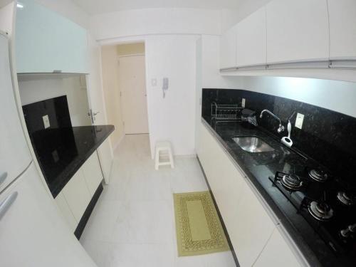Apartamento De 2 Quartos Quadra Mar