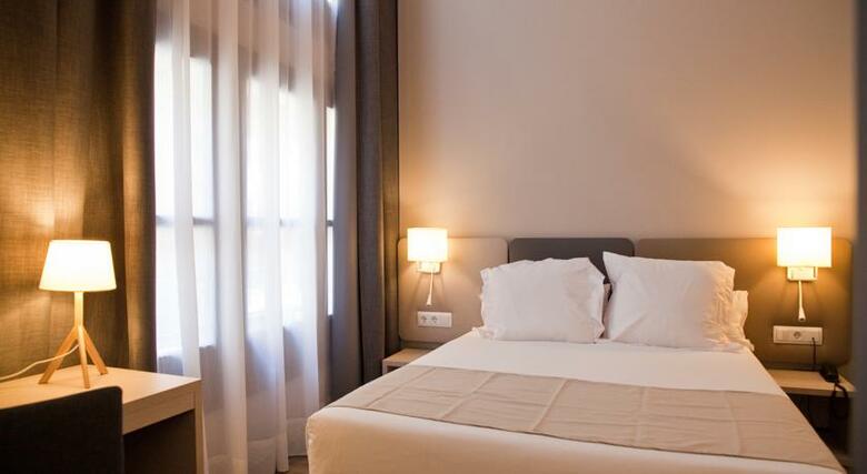 Hotel May Ramblas Barcelona
