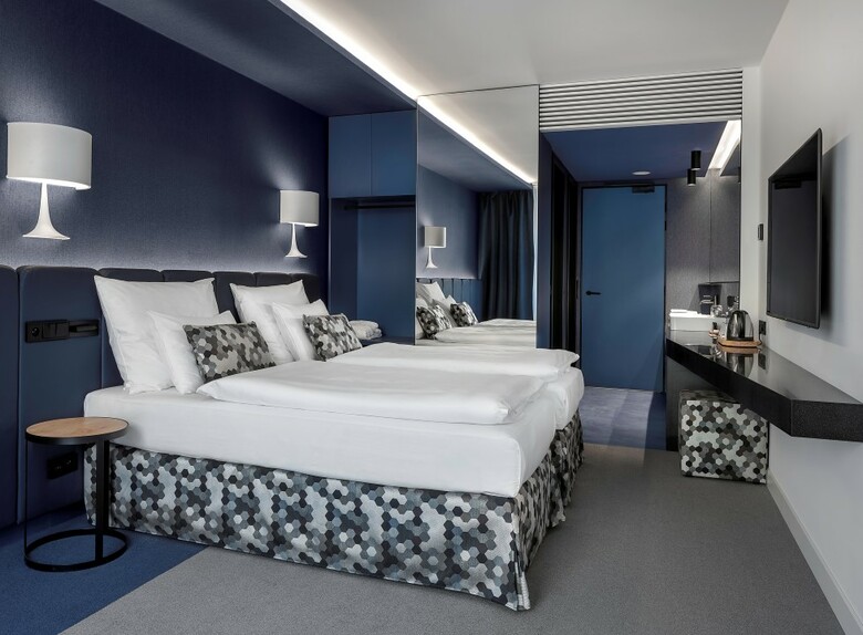 Urban Creme Hotel