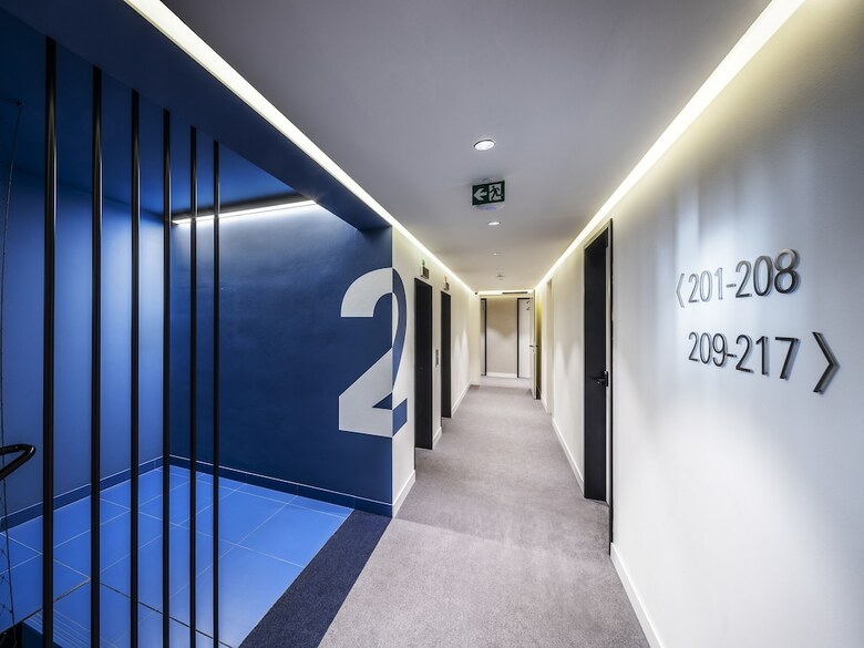 Urban Creme Hotel