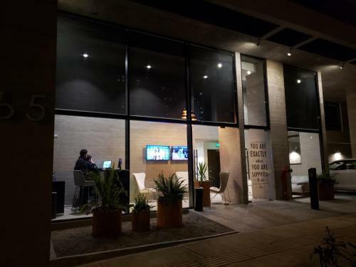 Hotel Hub Aparts & Suites