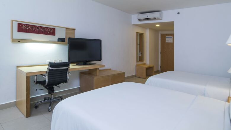 Hotel Holiday Inn Express Manzanillo
