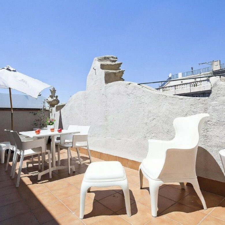Apartamentos Splendom Suites