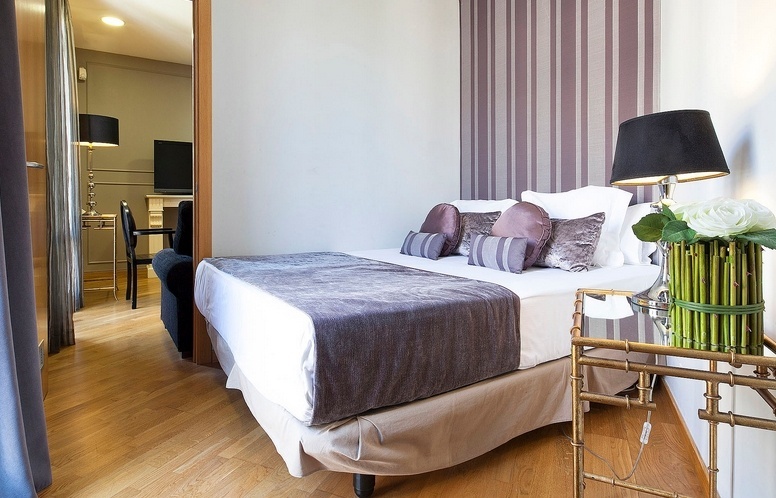 Apartamentos Splendom Suites