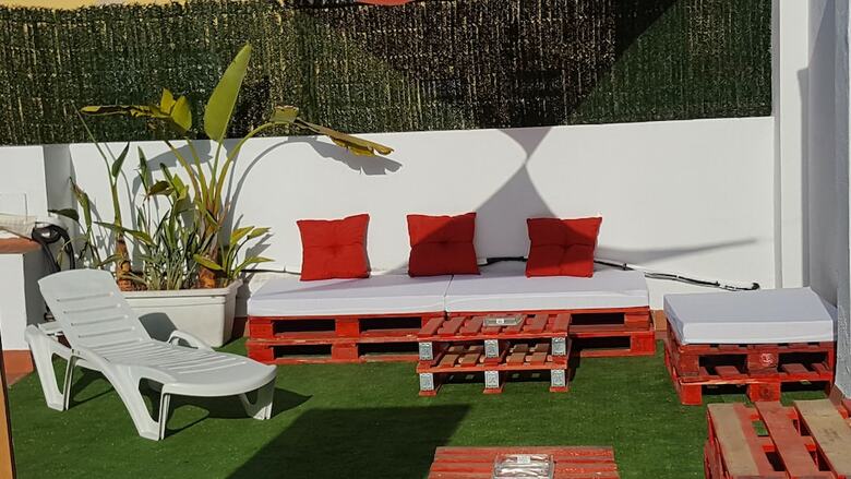 Hotel Y Apartamentos Do�a Lola