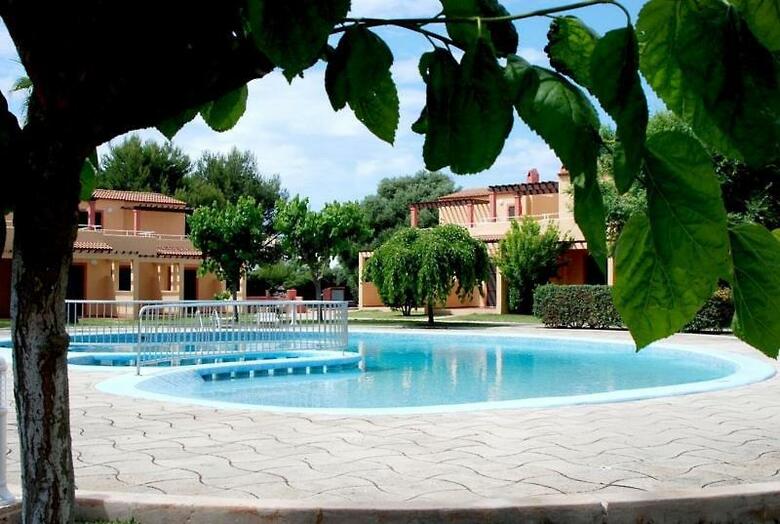 Apartamentos Ses Anneres