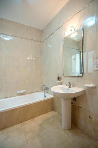 Seafront Sliema Luxurious Modern Apartment