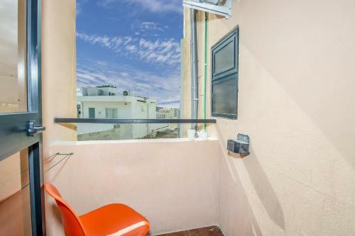 Studio Apartments, Theoria Travel