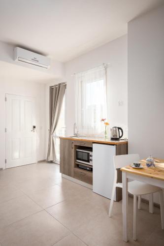 Hostal Island Guesthouse