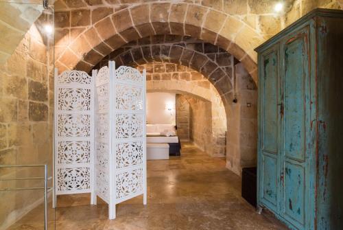1 Bedroom Heritage Apartment
