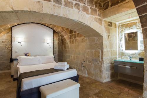 1 Bedroom Heritage Apartment