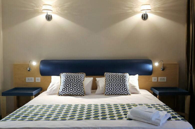 Hotel The British Suites