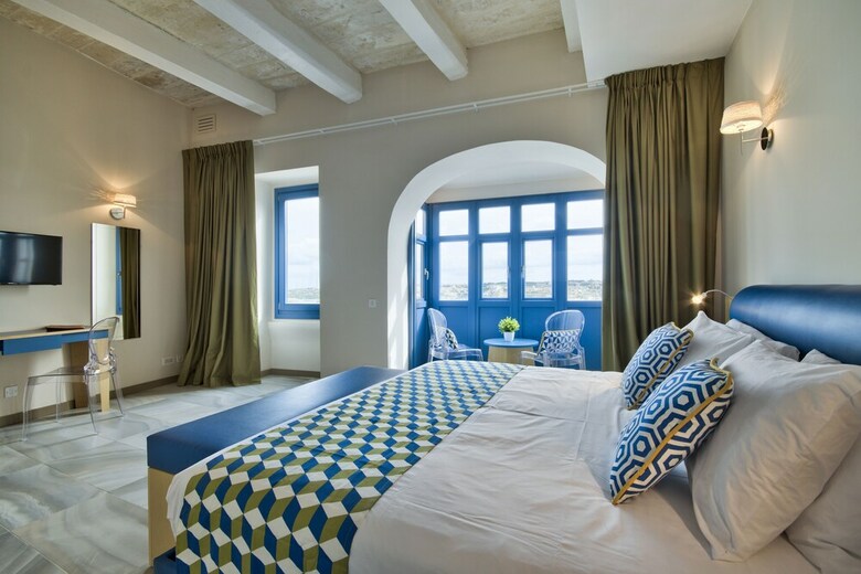 Hotel The British Suites