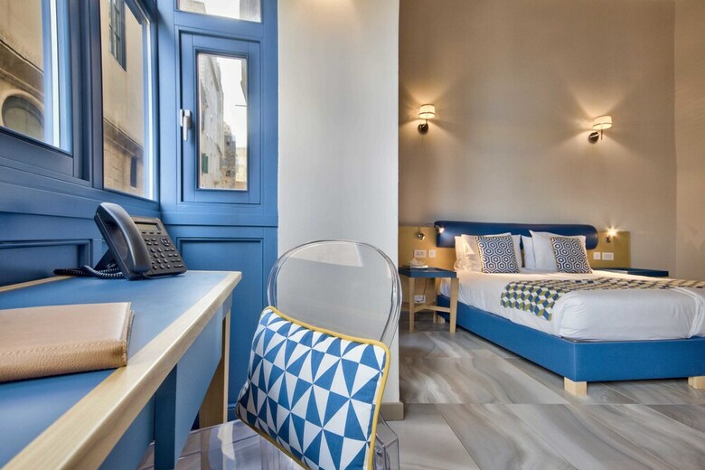 Hotel The British Suites