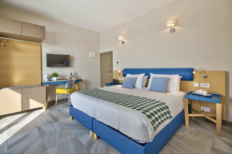 Hotel The British Suites