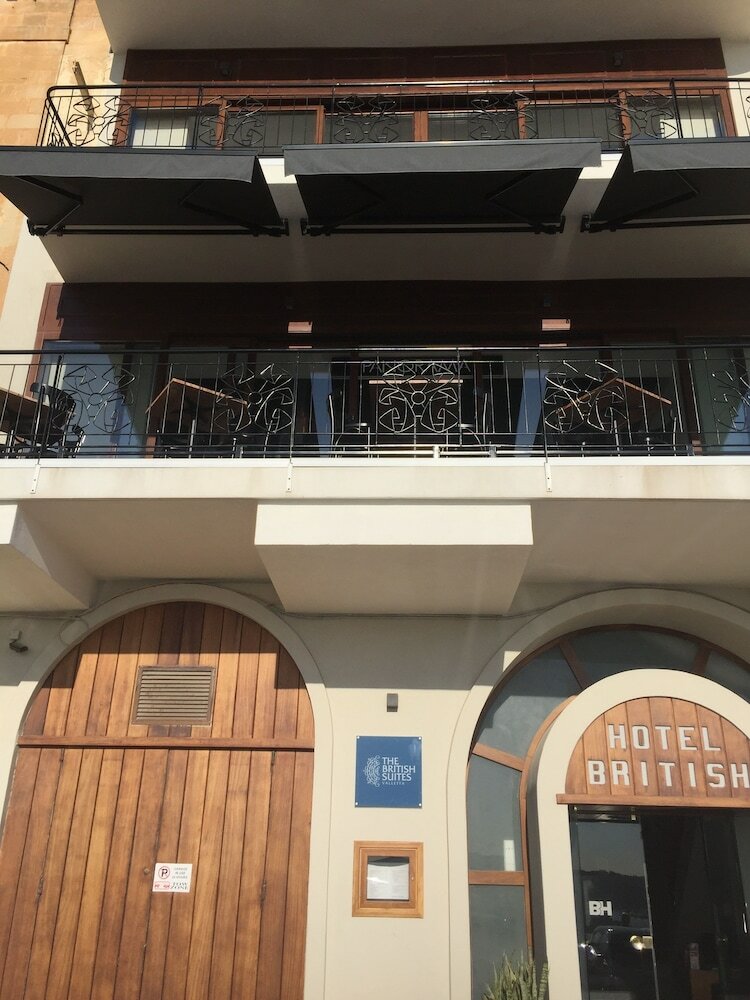 Hotel The British Suites