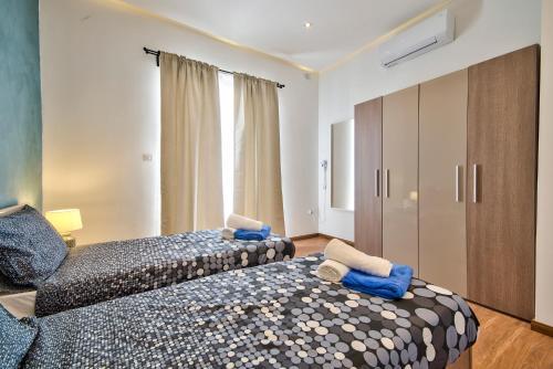 Carob Hills - Villa Blu