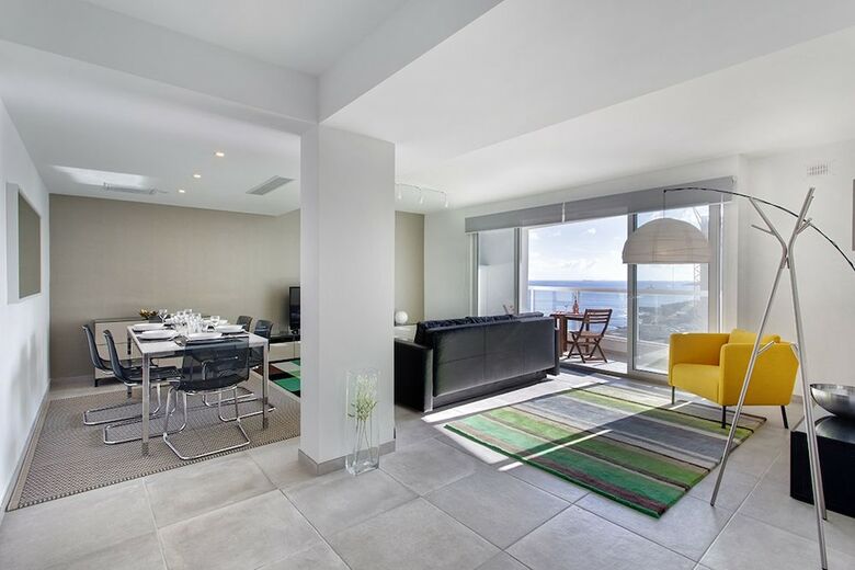 Marvellous Seafront Apartment In The Best Location