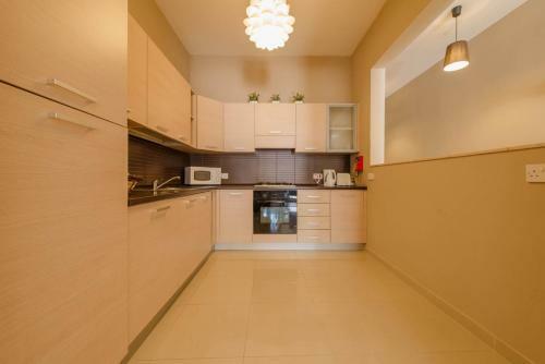 Holiday Apartment In Qawra